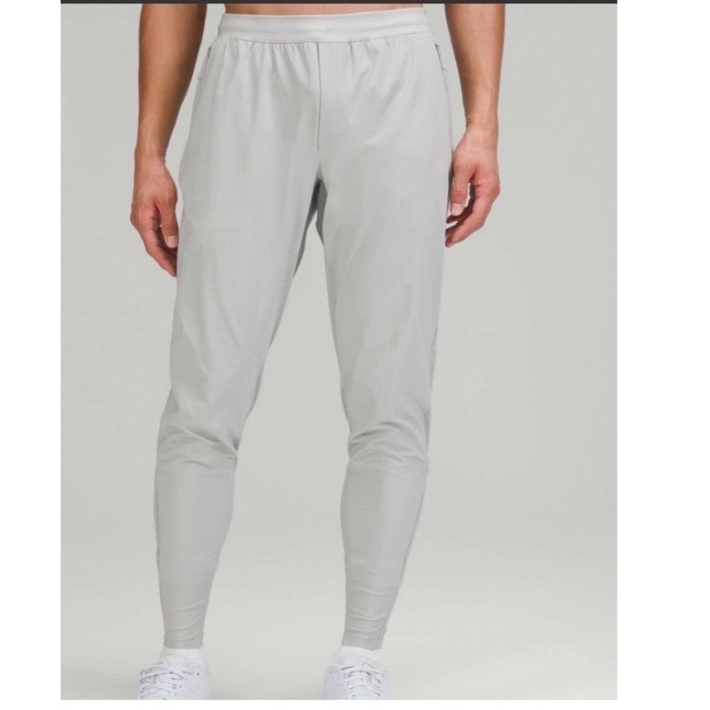 Lululemon Surge Hybrid Pant Seal Grey Mens Size L M5928S Running Joggers